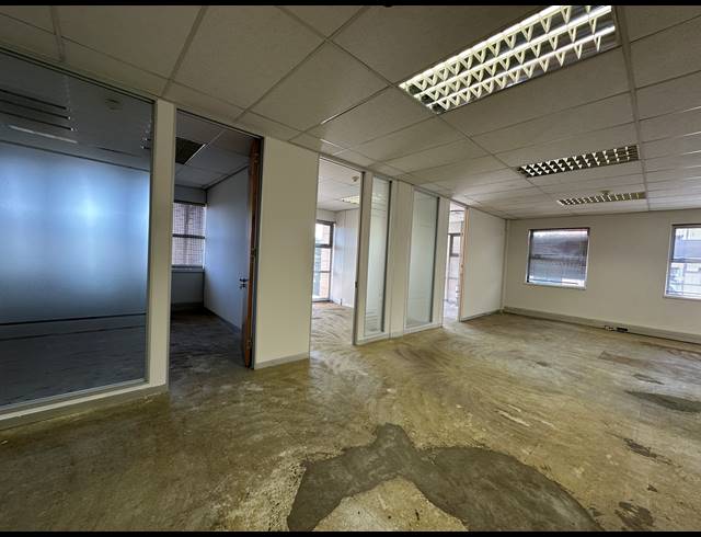762M² OFFICE TO LET IN WOODMEAD